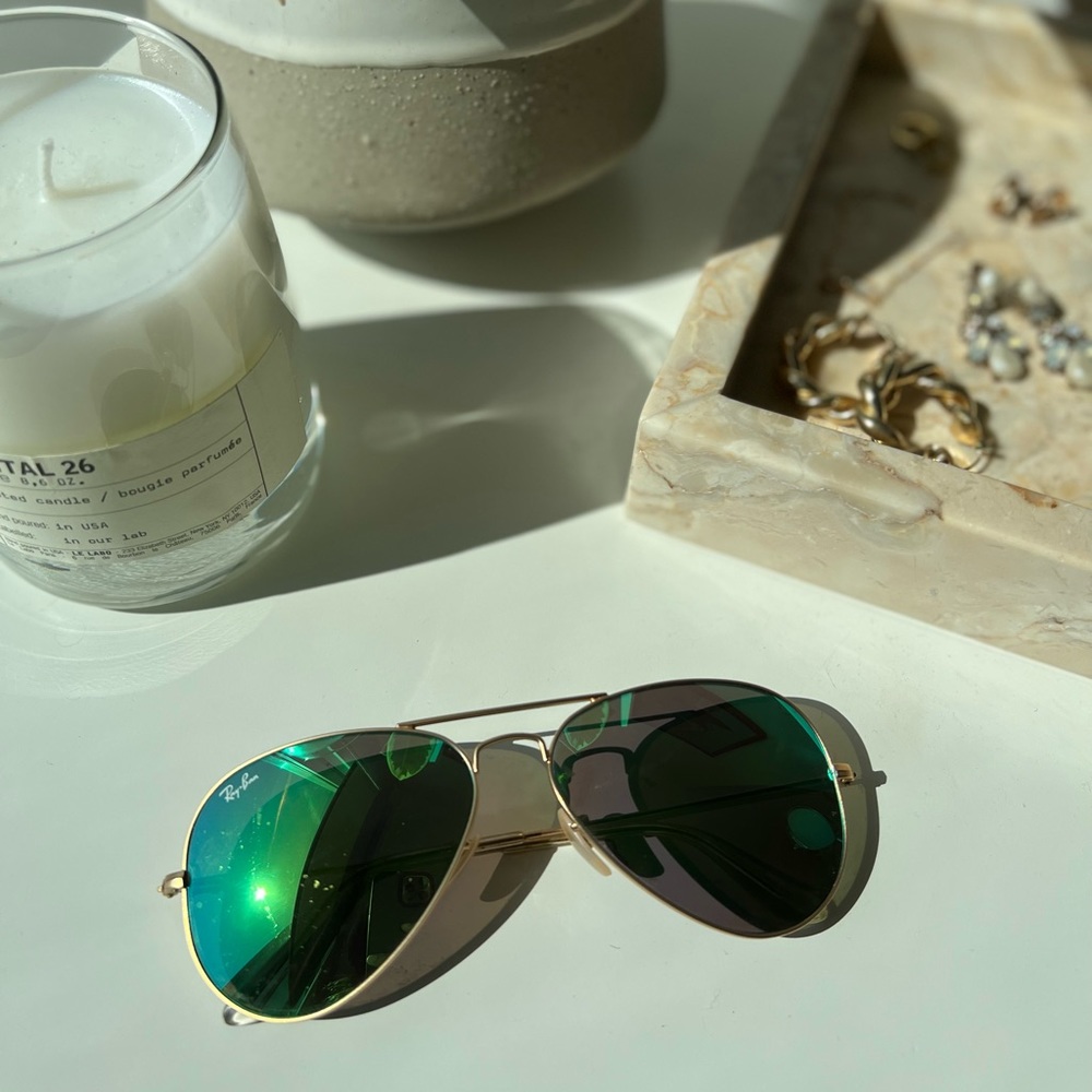 Ray-Ban Aviator Sunglasses with case